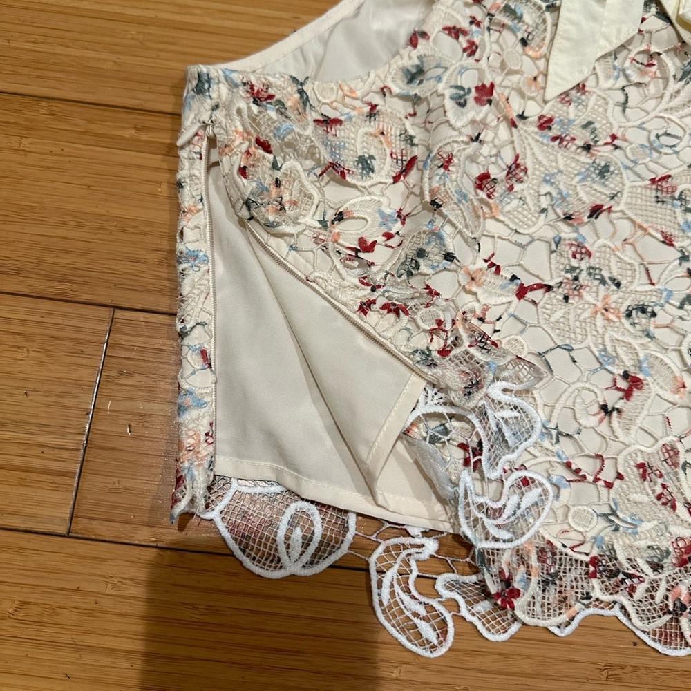 Abercrombie&Fitch Woman’s Halter Crop Floral Top Size Small - Picture 8 of 12